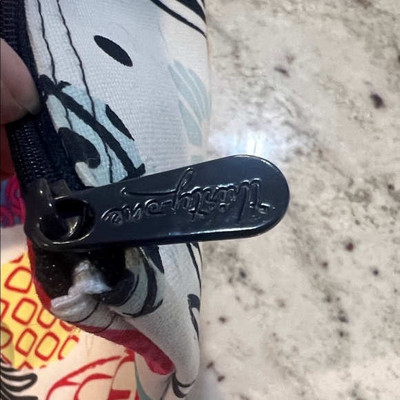 Thirty One Colorful Pineapple Print Pouch - Picture 2 of 3